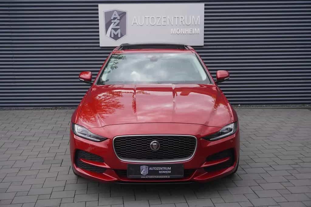 Jaguar XE S 2.0 AWD PANORAMA|KAMERA|APPLE|NAVI|ACC|LED 01/2020-photo-6