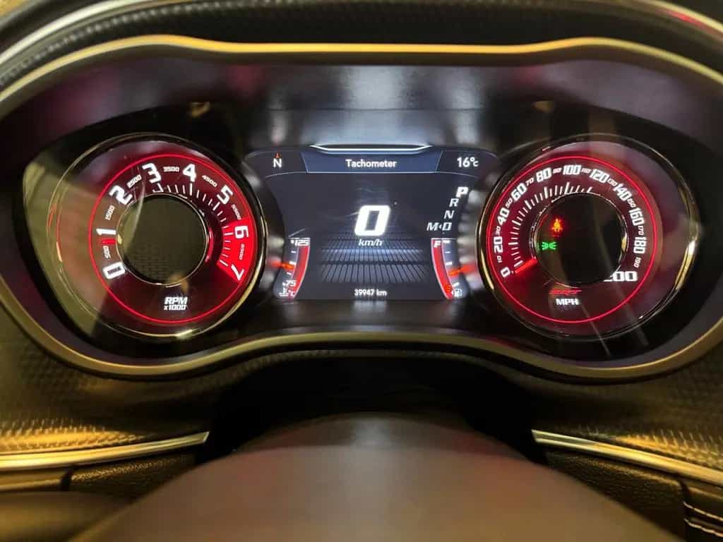Dodge Challenger 6.2 SRT Hellcat / Keyless / SHZ / SBL 07/2022-photo-17