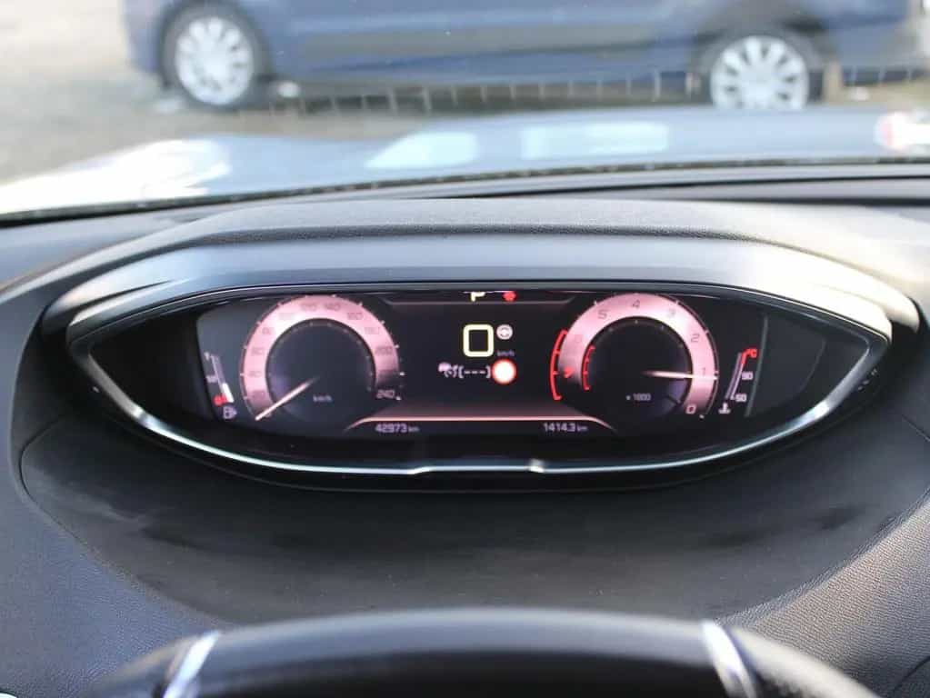Peugeot 3008 GT Puretech ALC./SHZ/NAV/SPUR/NACHT/LED/ACC 11/2023-photo-31