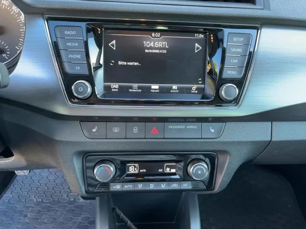 Skoda Fabia Style ACC KeyLess 03/2018-photo-13