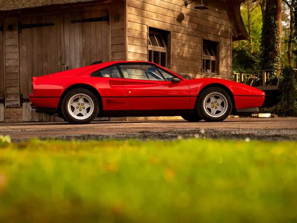 Ferrari 208 GTB Turbo | Perfectly maintained 06/1986-photo-21
