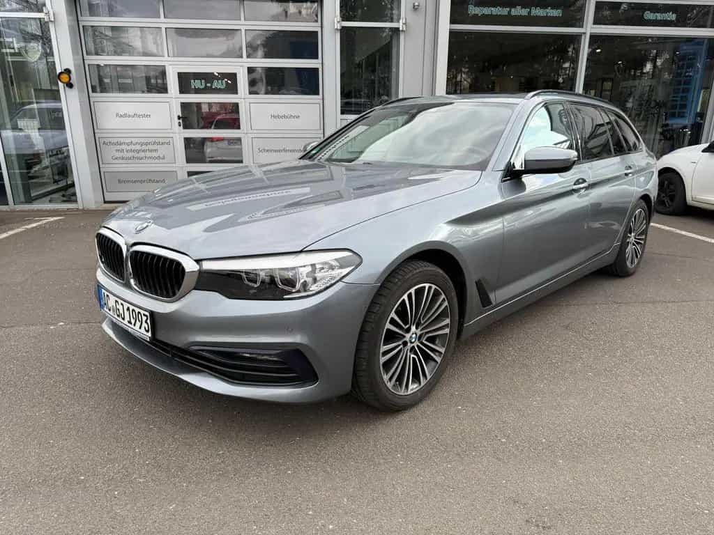BMW 520 d xDrive Sport Line Automatik*Teilleder*Pano 11/2018-photo-1
