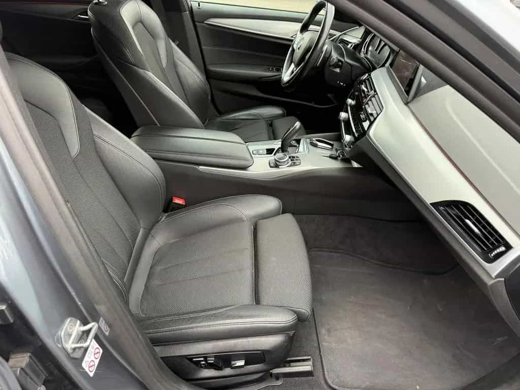 BMW 520 d xDrive Sport Line Automatik*Teilleder*Pano 11/2018-photo-14