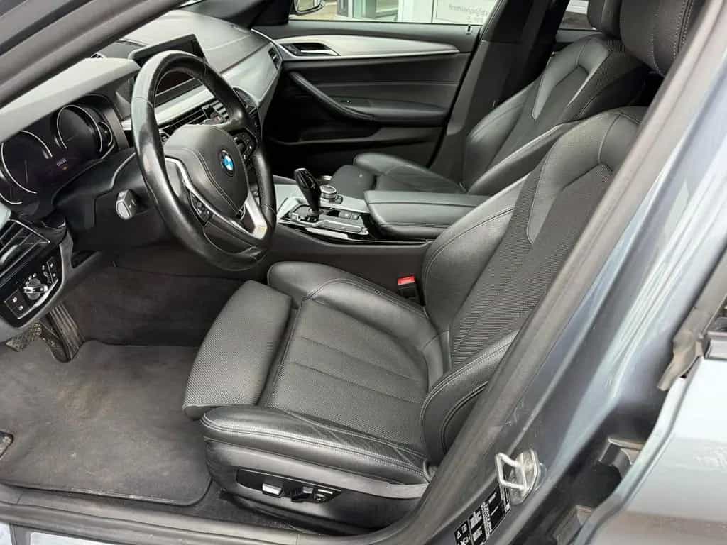 BMW 520 d xDrive Sport Line Automatik*Teilleder*Pano 11/2018-photo-7