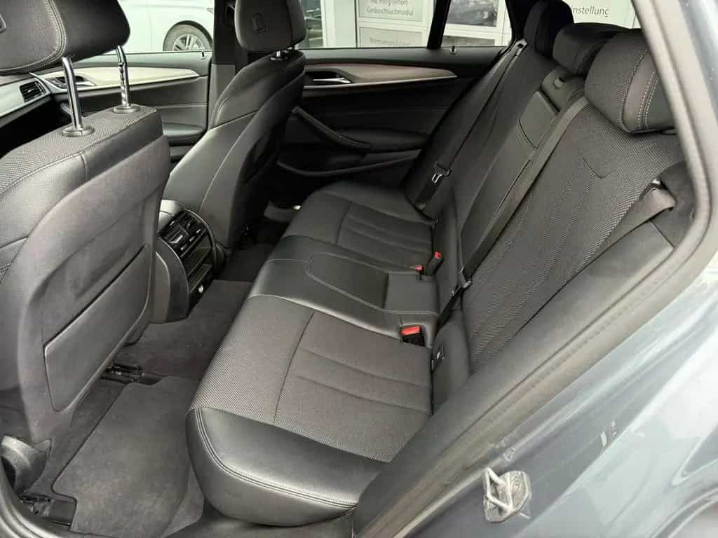 BMW 520 d xDrive Sport Line Automatik*Teilleder*Pano 11/2018-photo-8