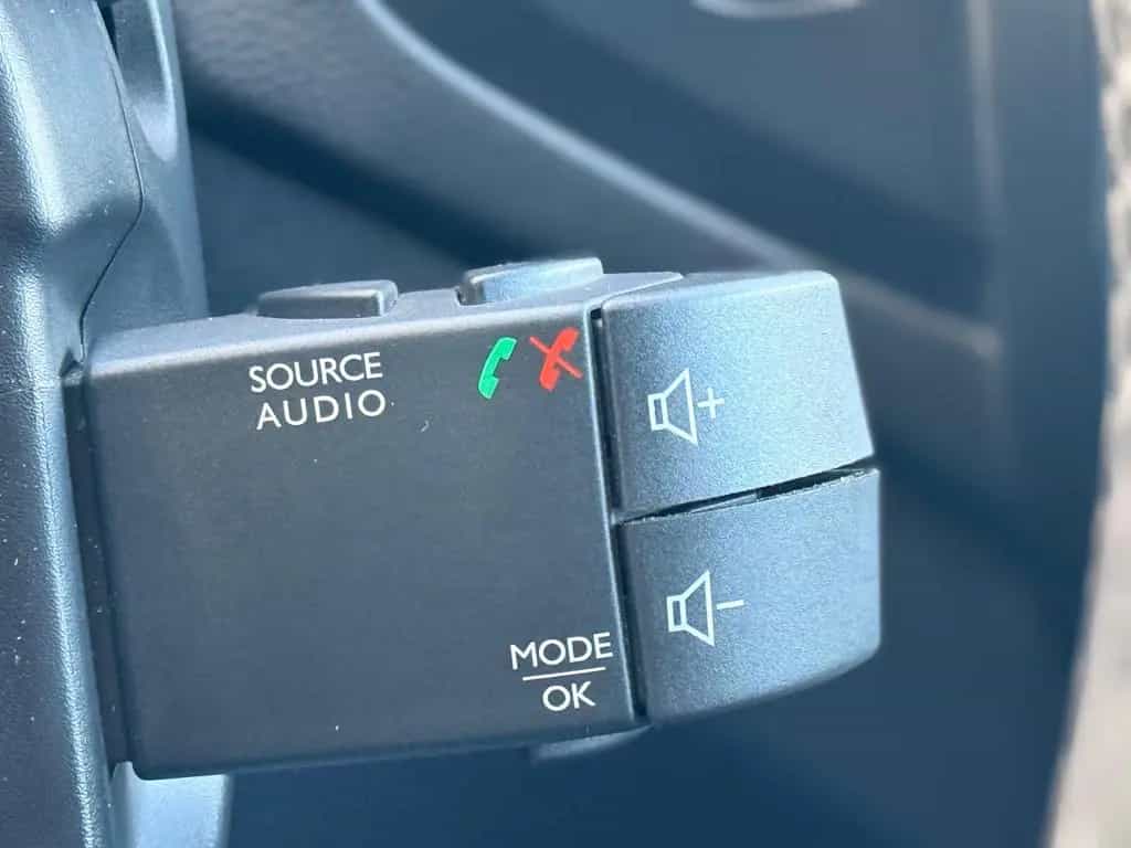 Renault Captur Intens |LED|KeyGo|Navi|Kamera|Automatik 02/2019-photo-29