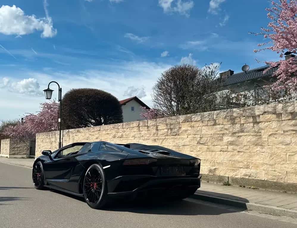 Lamborghini Aventador S Roadster 369000€net*Garantie*1Hd*BRD 09/2018-photo-1
