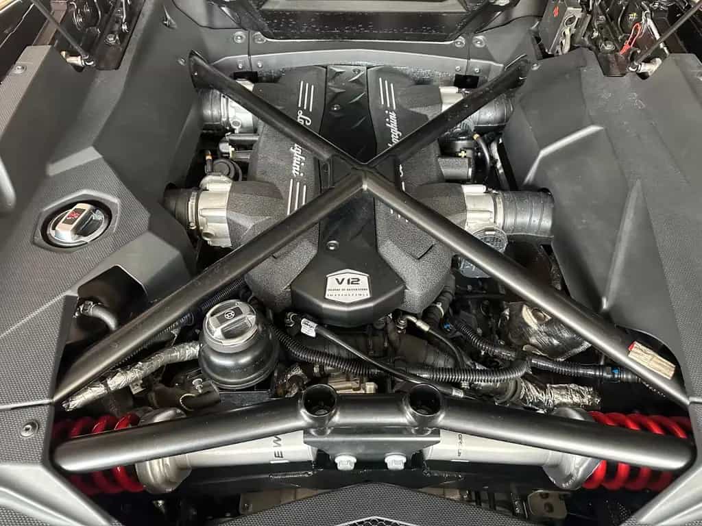 Lamborghini Aventador S Roadster 369000€net*Garantie*1Hd*BRD 09/2018-photo-23