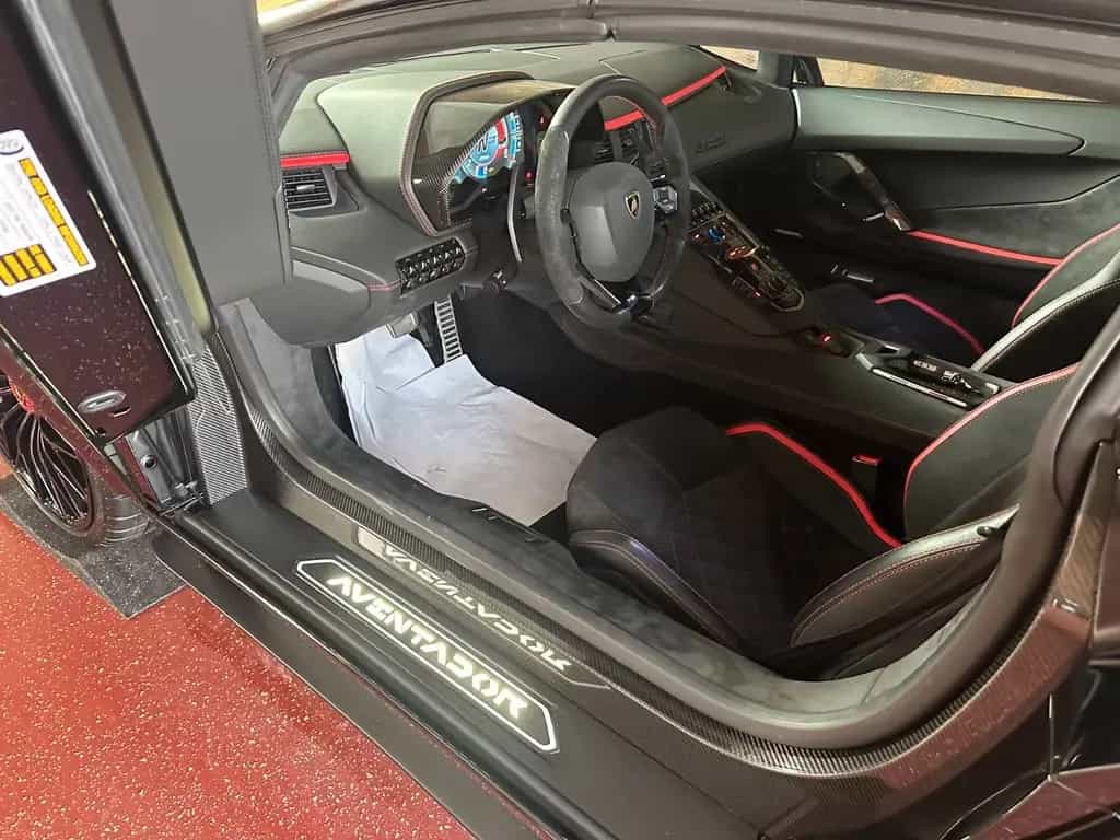 Lamborghini Aventador S Roadster 369000€net*Garantie*1Hd*BRD 09/2018-photo-24