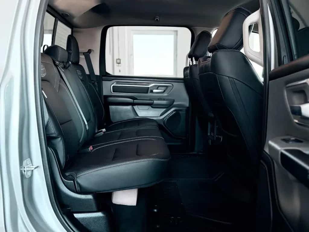 Dodge RAM /BIG HORN/V8/HEMI 01/2020-photo-13
