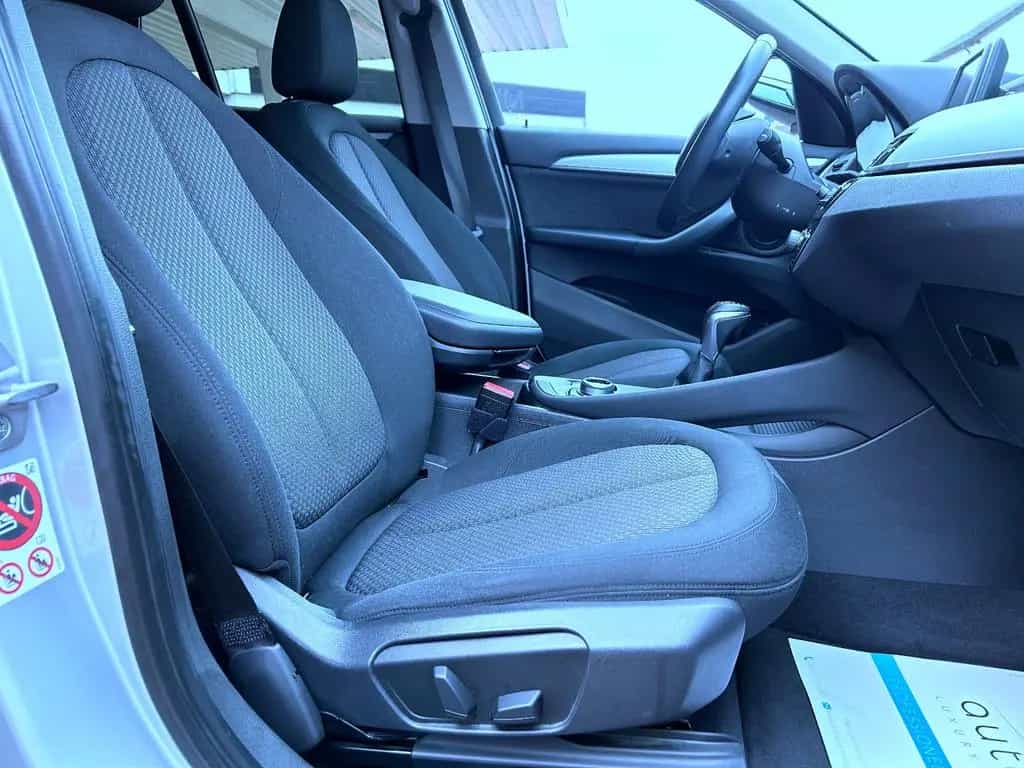 BMW X1 xDrive 20 i Aut. Navi LED Klima Pdc Tüv NEU 10/2016-photo-15