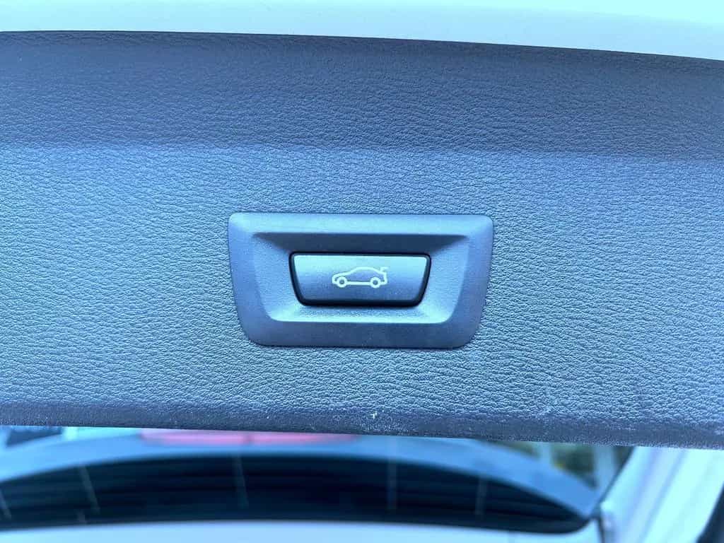 BMW X1 xDrive 20 i Aut. Navi LED Klima Pdc Tüv NEU 10/2016-photo-18