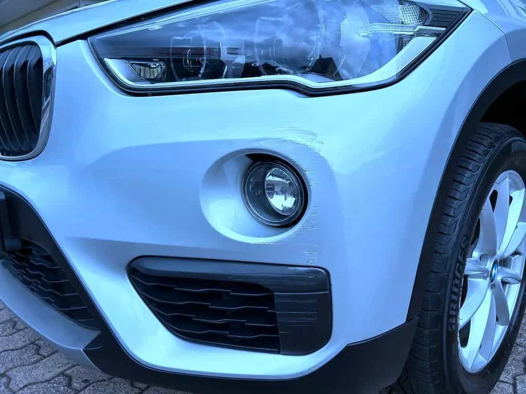 BMW X1 xDrive 20 i Aut. Navi LED Klima Pdc Tüv NEU 10/2016-photo-19