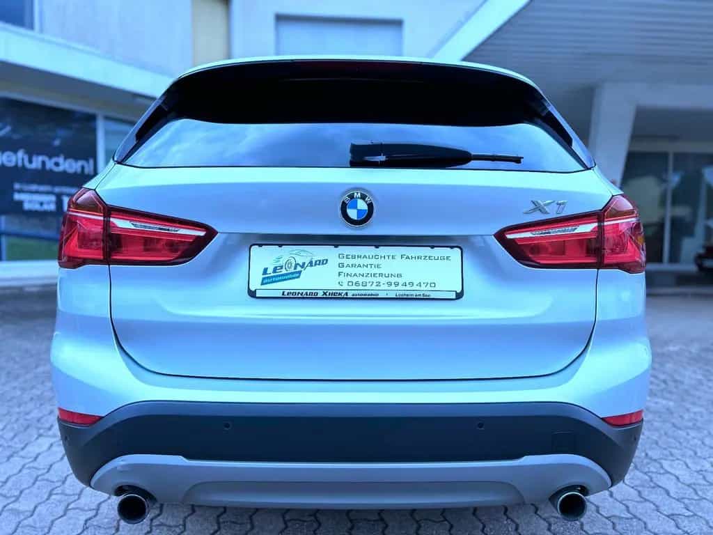 BMW X1 xDrive 20 i Aut. Navi LED Klima Pdc Tüv NEU 10/2016-photo-7