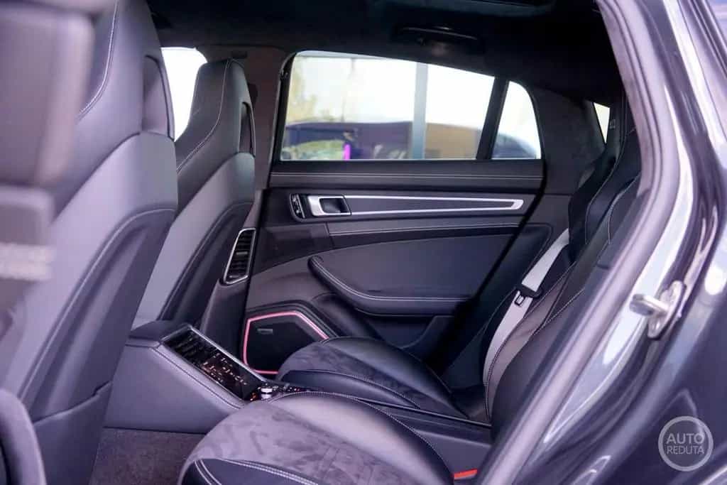 Porsche Panamera GTS Panorama / BOSE 10/2020-photo-16