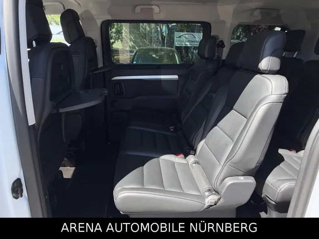 Opel Zafira Life Tourer M 2.0 CDTI Fast Voll*Leder 07/2023-photo-10
