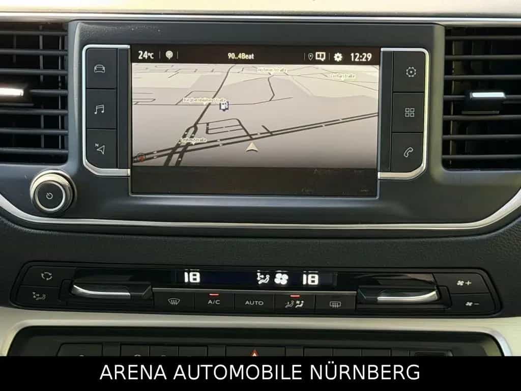 Opel Zafira Life Tourer M 2.0 CDTI Fast Voll*Leder 07/2023-photo-19