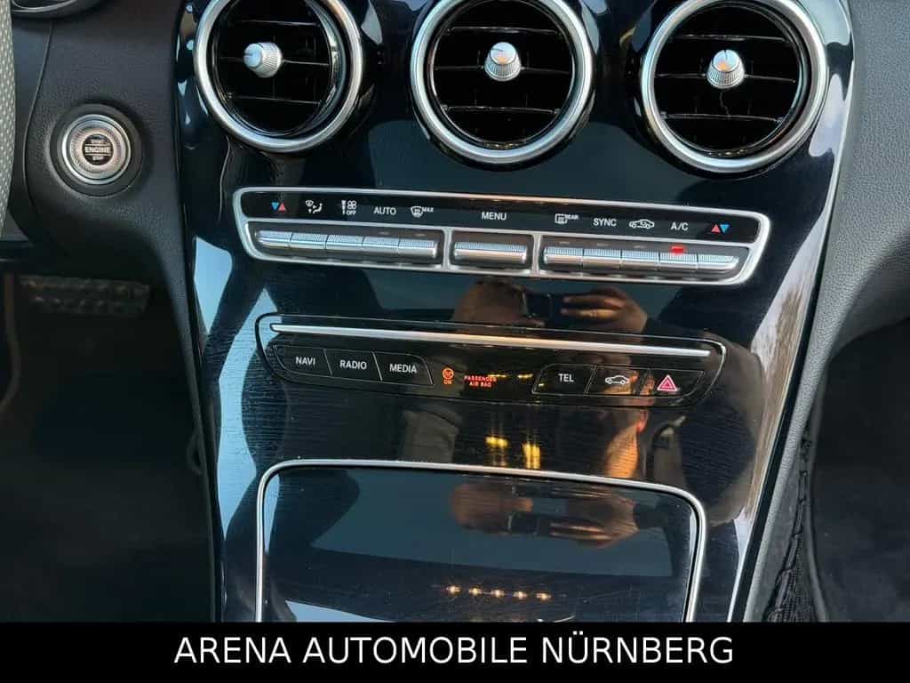 Mercedes-Benz C-Class AMG Coupe*4Matic**Panorama*Fast Voll*Deutsch 07/2020-photo-17