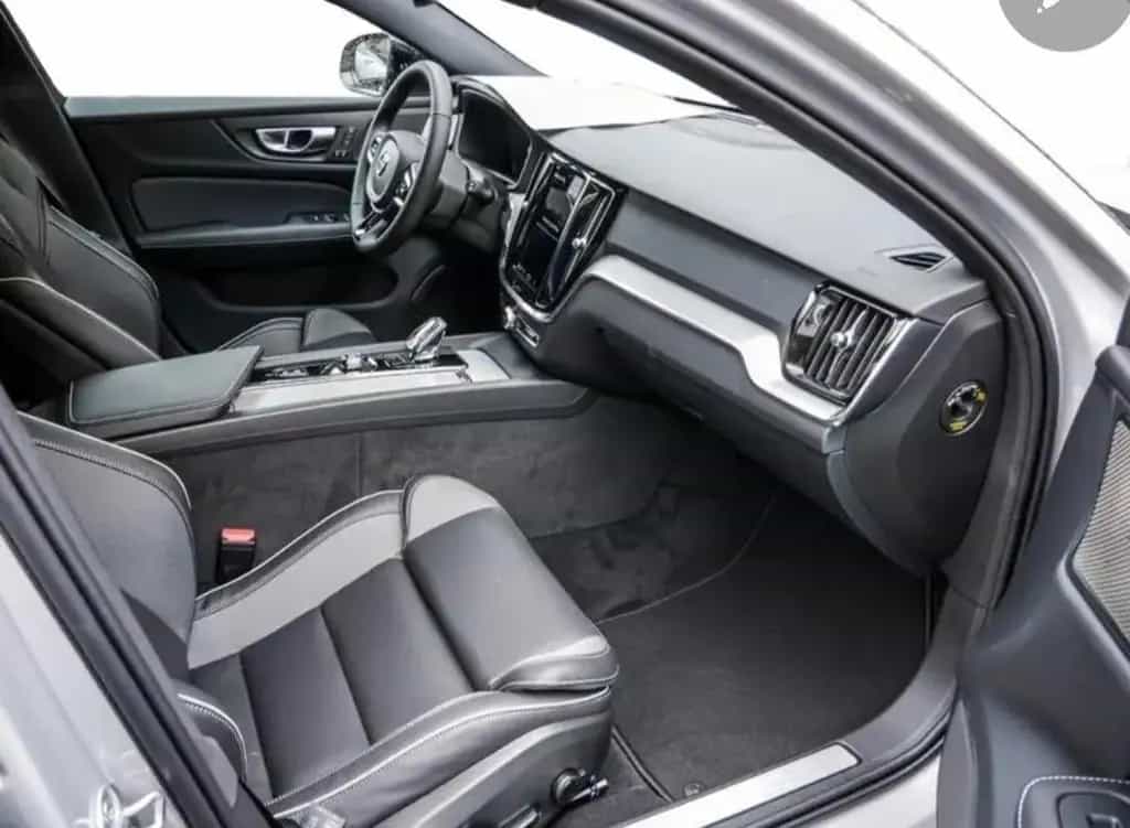 Volvo V60 B4 D Auto Plus Dark 12/2024-photo-9