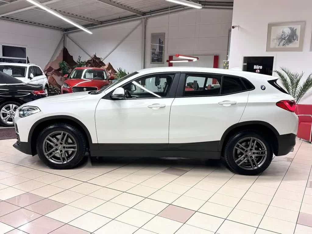 BMW xDrive 20i /LED/Navi/Ahk/VZE/Park-Ass 07/2019-photo-10