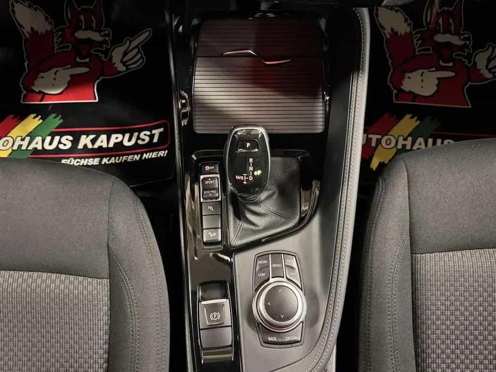 BMW xDrive 20i /LED/Navi/Ahk/VZE/Park-Ass 07/2019-photo-19