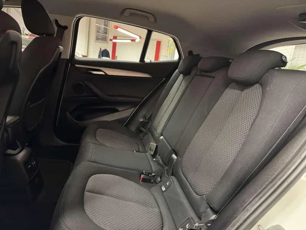 BMW xDrive 20i /LED/Navi/Ahk/VZE/Park-Ass 07/2019-photo-26