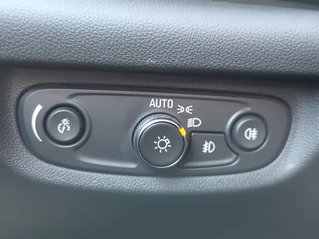 Opel Insignia B ST Automatik 1-Hand/Voll-LED/Navi/DAB 09/2019-photo-18
