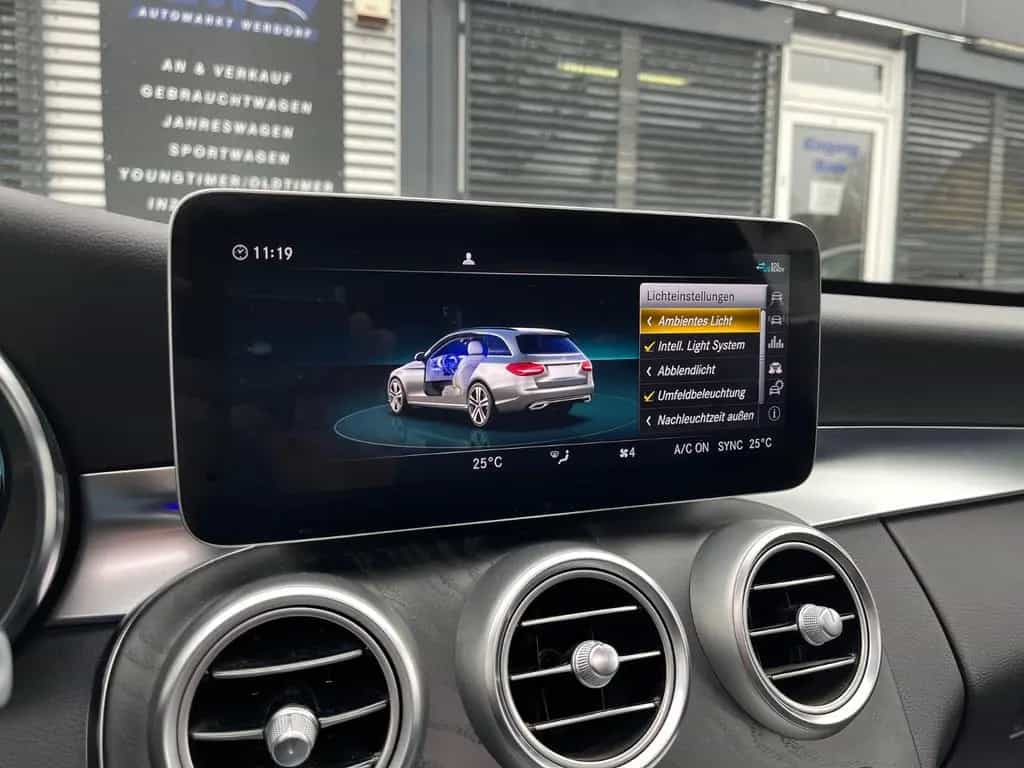 Mercedes-Benz C-Class 300 d 4Matic AMG-LINE PANO*BURMESTER*WIDESCREE 11/2020-photo-18