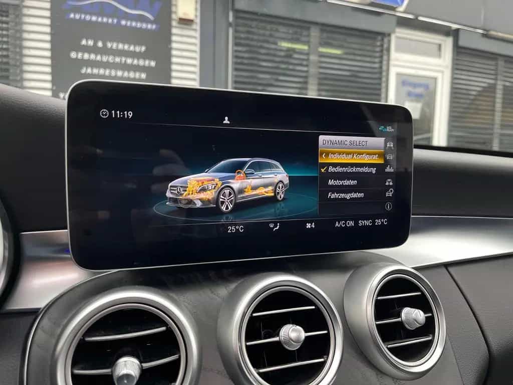 Mercedes-Benz C-Class 300 d 4Matic AMG-LINE PANO*BURMESTER*WIDESCREE 11/2020-photo-21