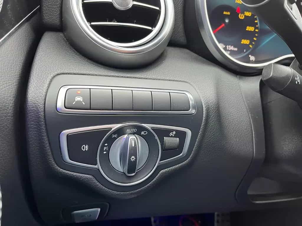 Mercedes-Benz C-Class 300 d 4Matic AMG-LINE PANO*BURMESTER*WIDESCREE 11/2020-photo-32
