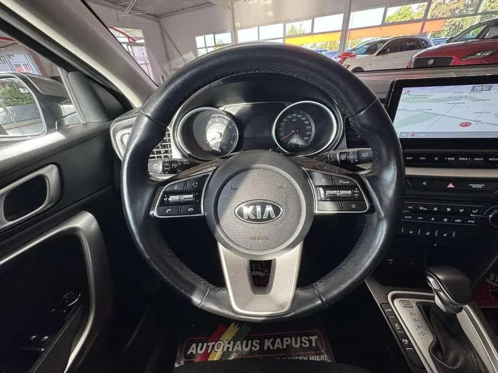 Kia cee´d Autom. /LED/Navi/Spur/Cam/Ahk 04/2021-photo-16