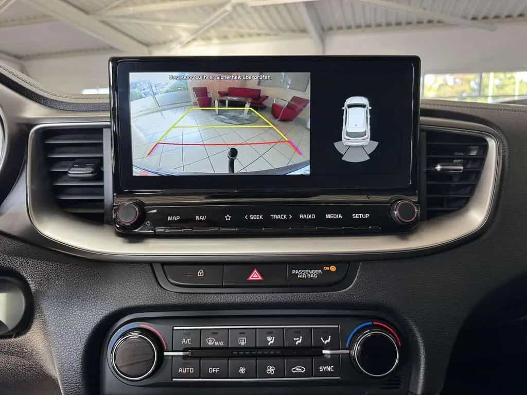 Kia cee´d Autom. /LED/Navi/Spur/Cam/Ahk 04/2021-photo-20