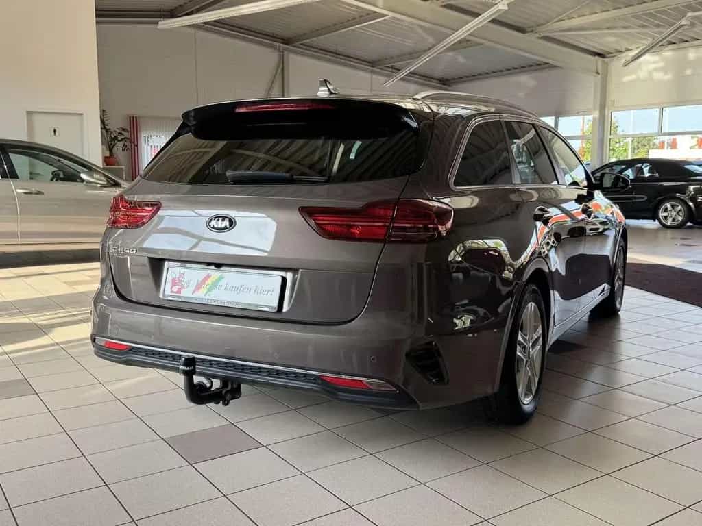 Kia cee´d Autom. /LED/Navi/Spur/Cam/Ahk 04/2021-photo-7