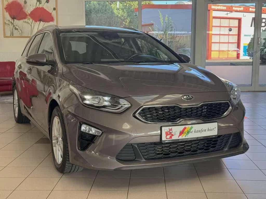 Kia cee´d Autom. /LED/Navi/Spur/Cam/Ahk 04/2021-photo-9
