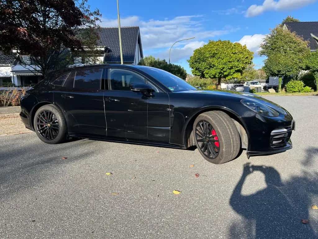 Porsche Panamera GTS Sport Turismo GTS Voll Approved 12/2018-photo-2