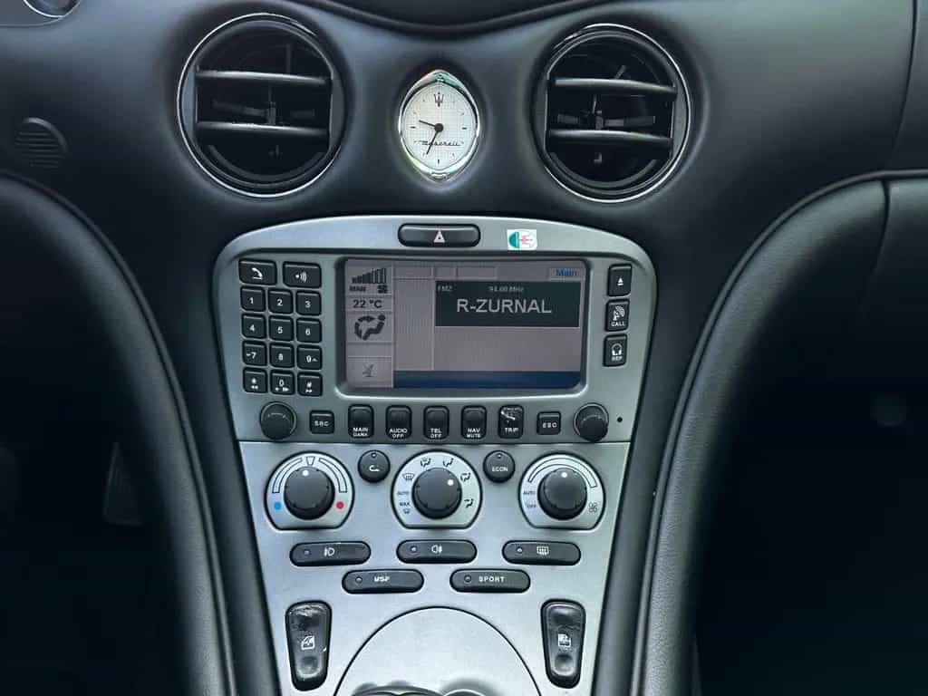Maserati 4200 Coupé GT V8 Leder NAVI KLIMA LM18" 03/2006-photo-20