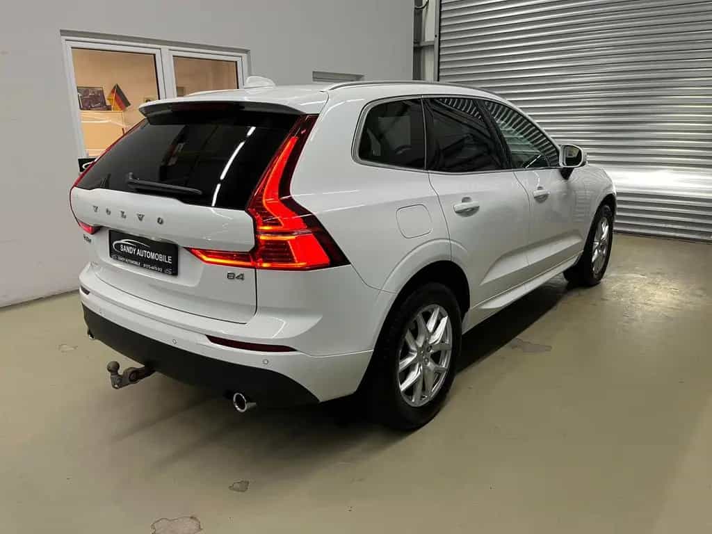 Volvo XC60 Momentum ProKamera/AHK/LED/Harman-Kardon 01/2021-photo-3
