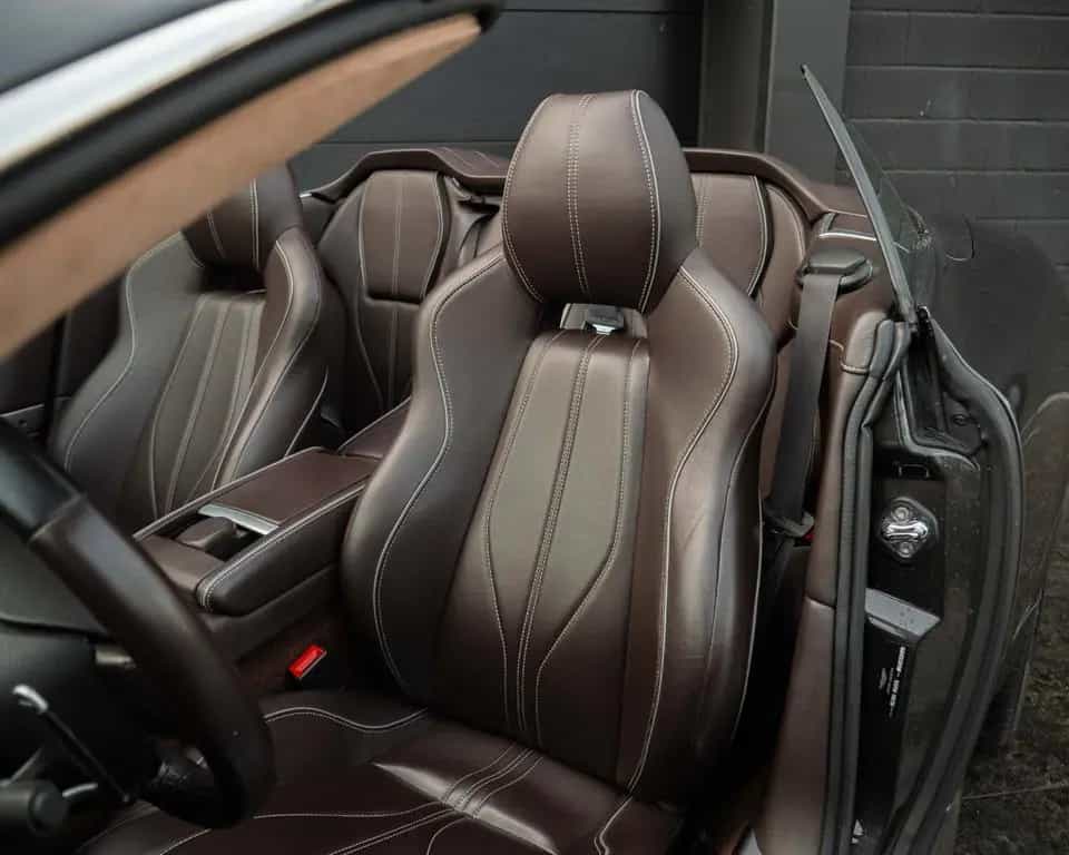 Aston Martin DB9 6.0 Volante 08/2015-photo-7
