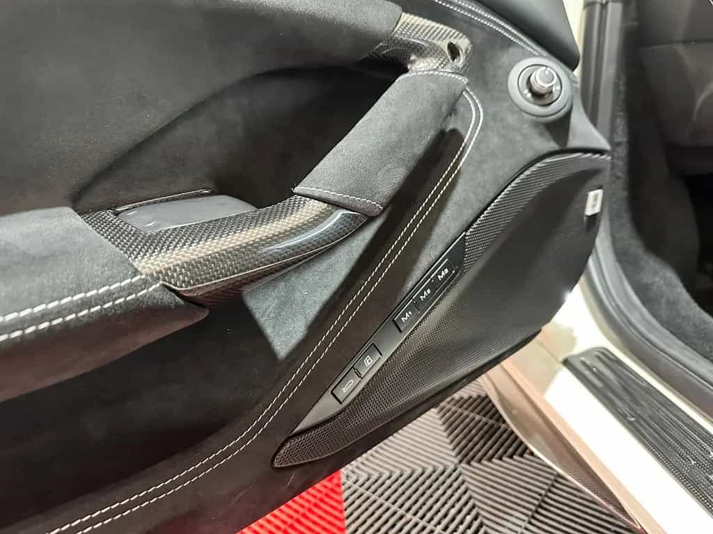 Ferrari F8 Carbon Paket/JBL/Lift 03/2020-photo-14