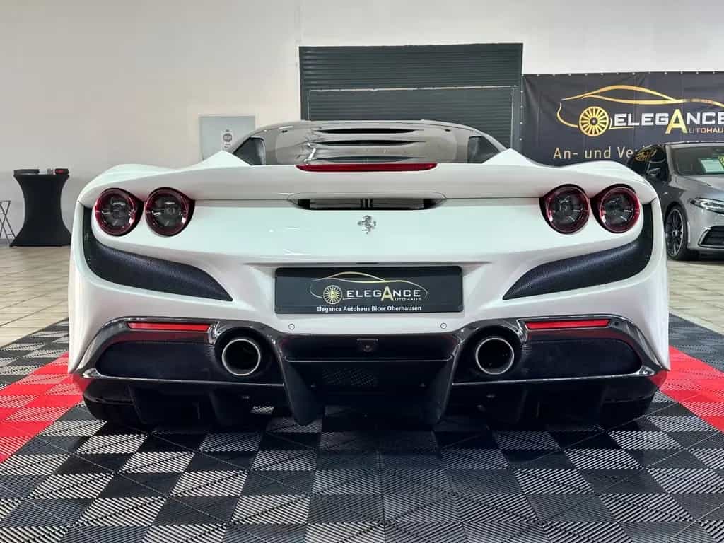 Ferrari F8 Carbon Paket/JBL/Lift 03/2020-photo-7