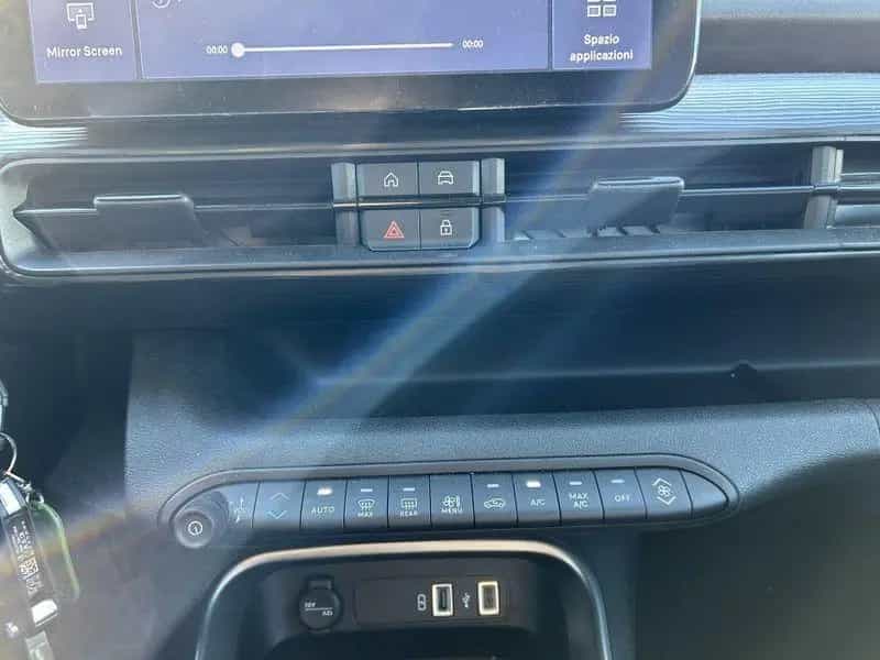 Other Jeep Avenger 1.2 Turbo 100 CV Altitude 04/2024-photo-10