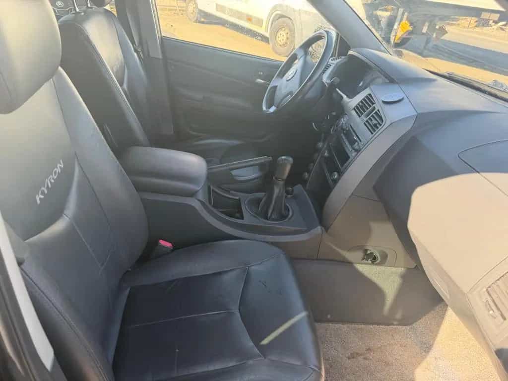 Ssangyong Kyron M200 Xdi S 4x4 06/2006-photo-9