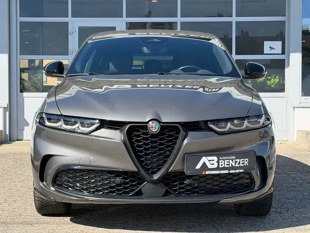 Alfa Romeo Tonale Edizione Speciale/DNA/ACC/APPLE-CAR 07/2022-photo-1