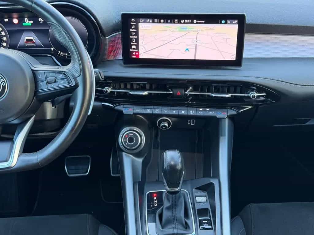 Alfa Romeo Tonale Edizione Speciale/DNA/ACC/APPLE-CAR 07/2022-photo-27