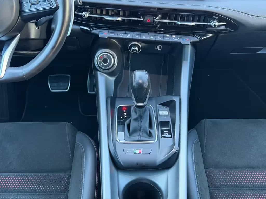 Alfa Romeo Tonale Edizione Speciale/DNA/ACC/APPLE-CAR 07/2022-photo-28