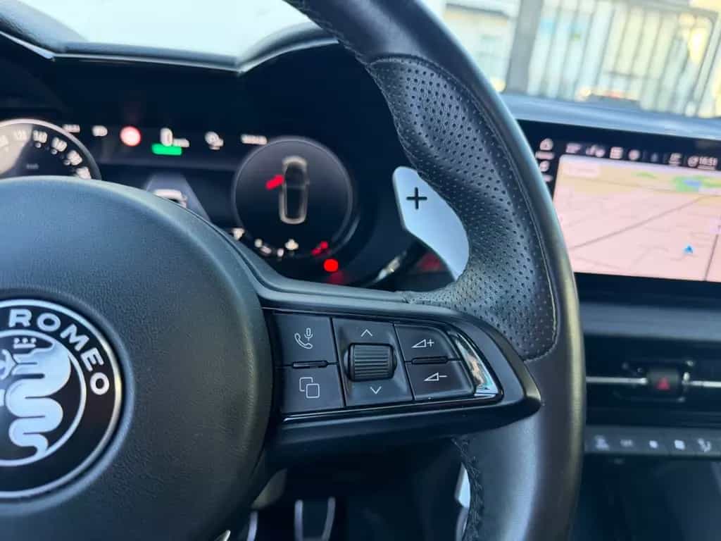 Alfa Romeo Tonale Edizione Speciale/DNA/ACC/APPLE-CAR 07/2022-photo-30