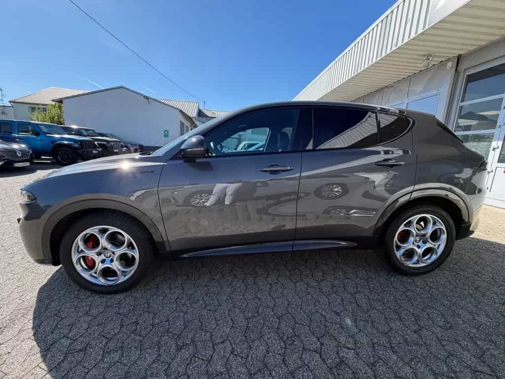 Alfa Romeo Tonale Edizione Speciale/DNA/ACC/APPLE-CAR 07/2022-photo-6