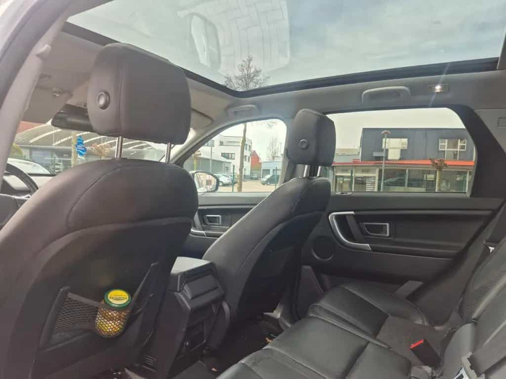 Land Rover Discovery Sport SE AWD Leder Navi Kamera Pano 07/2016-photo-10
