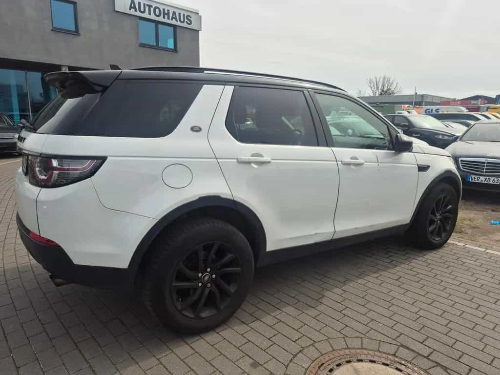 Land Rover Discovery Sport SE AWD Leder Navi Kamera Pano 07/2016-photo-5