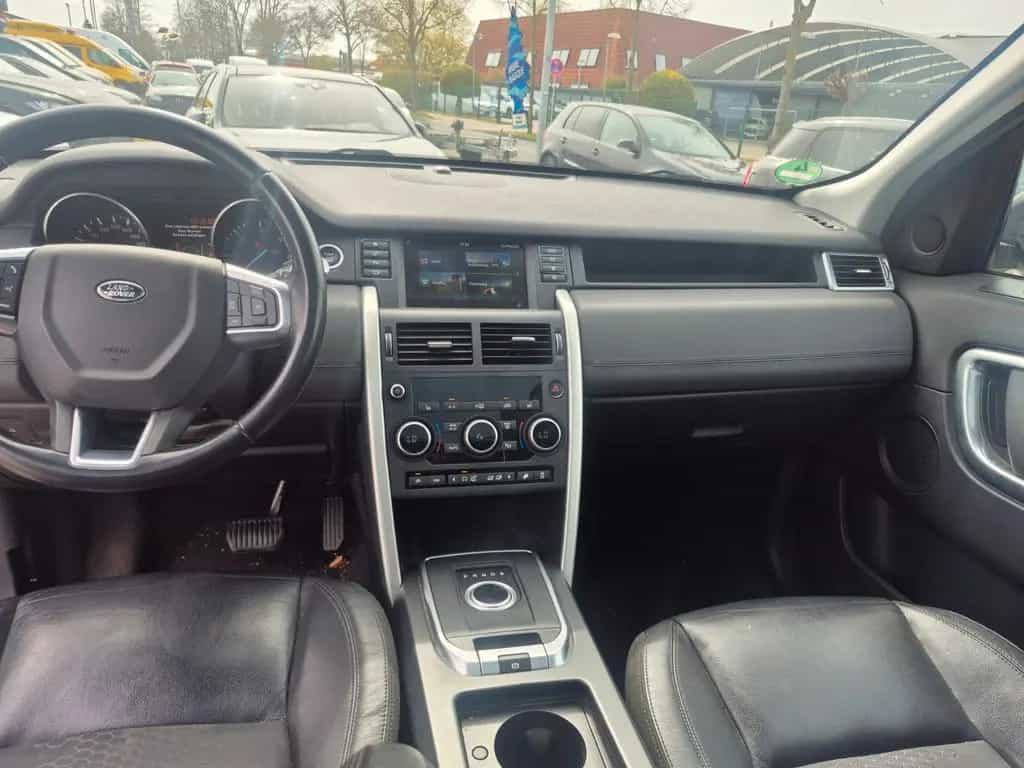 Land Rover Discovery Sport SE AWD Leder Navi Kamera Pano 07/2016-photo-9